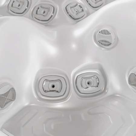 Гидромассажный спа-бассейн Wellis Makalu Life Premium